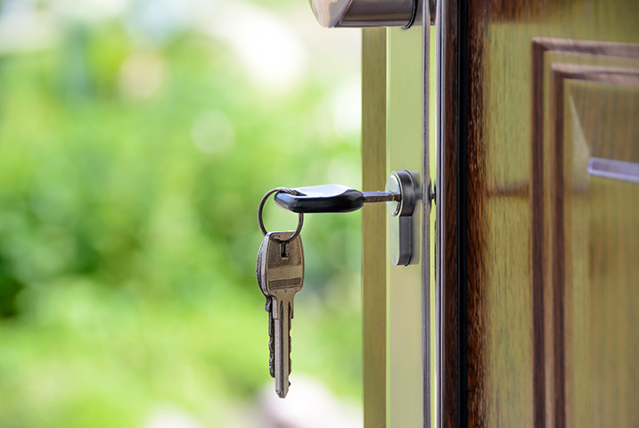 A2B Locks are able to provide local locksmiths in Thorpe to repair your broken locks. 